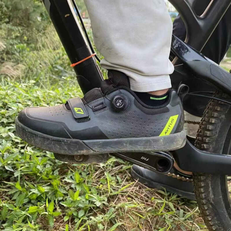 Commuting On Mountain Bike - AVITUS 산악 자전거 신발 Zapatillas MTB